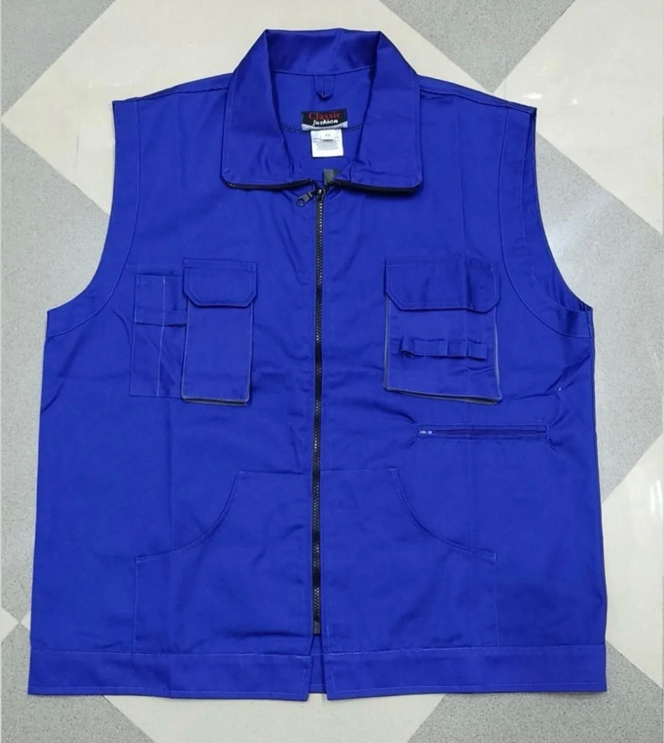 Gilet de travail avec col haut et poche
