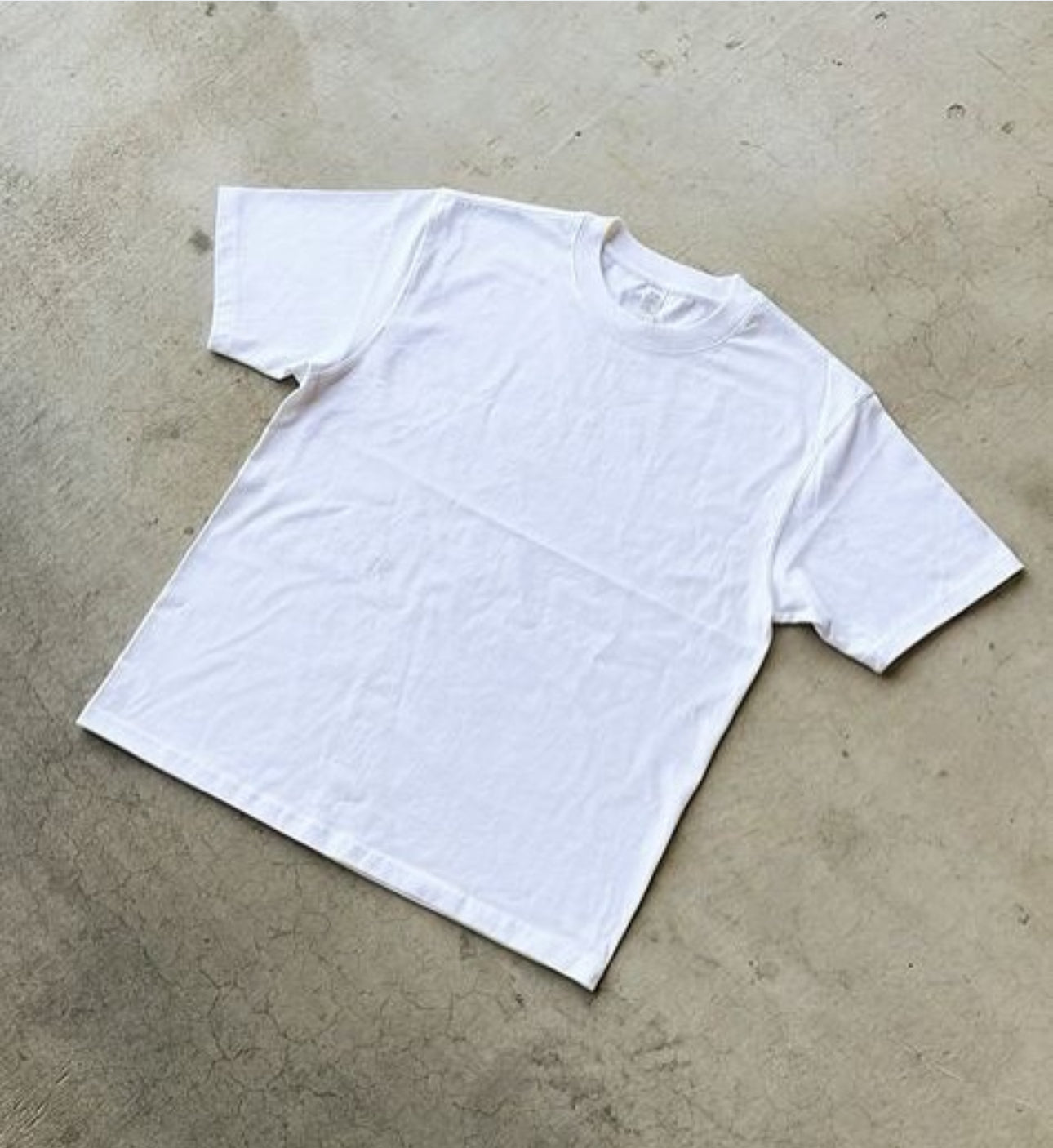 WHITE REGULAR TEE 250GSM